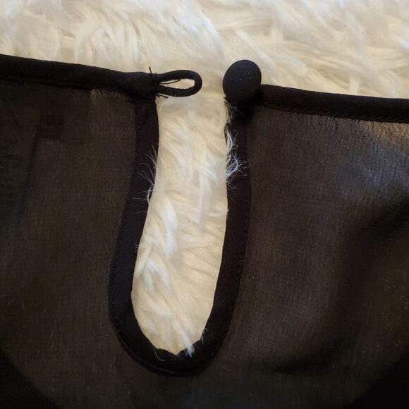 2/$30 CARMEN Carmen Marc Valvo Black Sequined Holiday Party Tank Size M - Picture 9 of 9